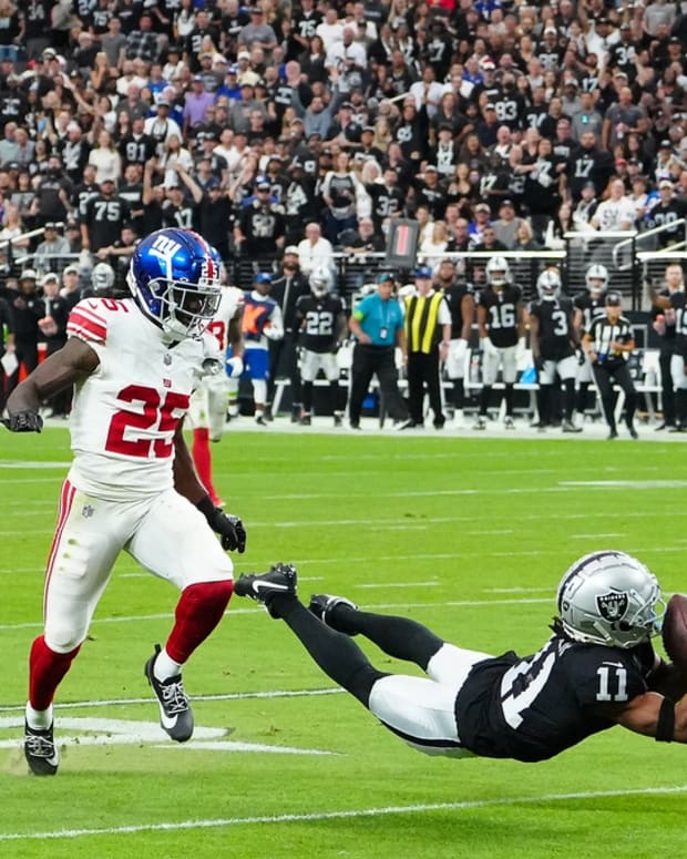 Tre Tucker (2)